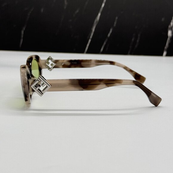 NEW FENDI SUNGLASSES HAVANA OVAL WOMEN EYEWEAR FENDI FE40140U 56N main image 10